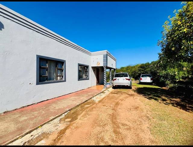 3 BEDROOM HOUSE FOR SALE IN MONTCLAIR